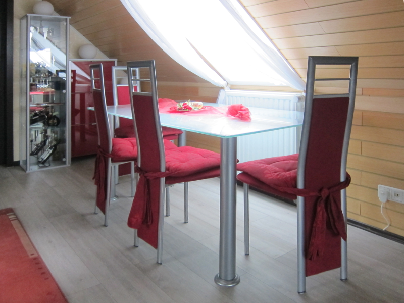 Essecke für 4 Personen Essecke für 4 Personen